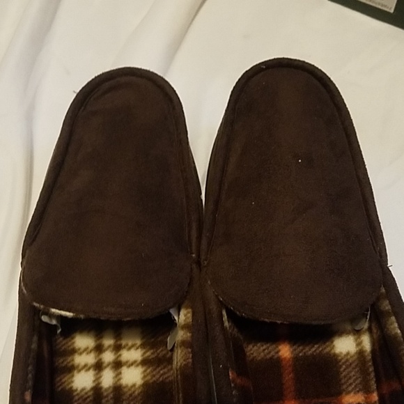 Wembley Men's Slippers - Picture 6 of 7